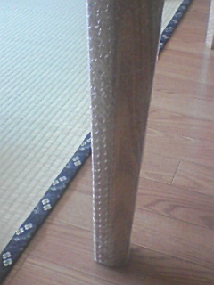 テーブルがぁ・・・Σ(￣□￣ || 〒 ||