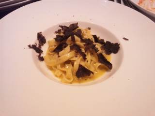 ラ・パスト カルボナーラ ラ・パスト カルボナーラ