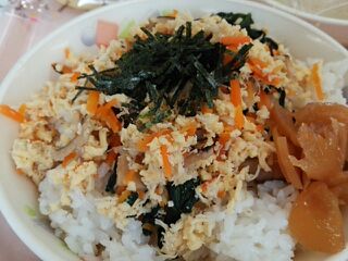 給食 鶏飯 給食 鶏飯
