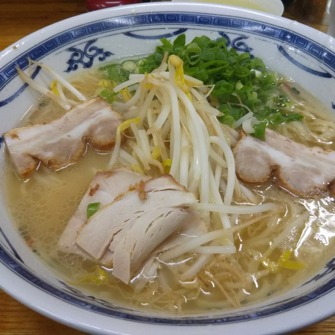 初マルチョンラーメン