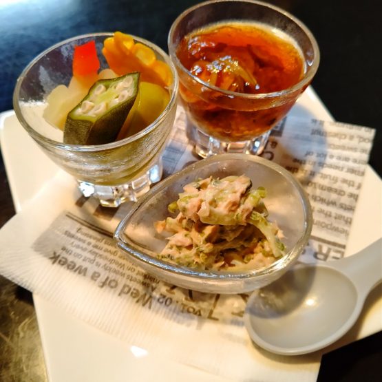 ダイニングめだか