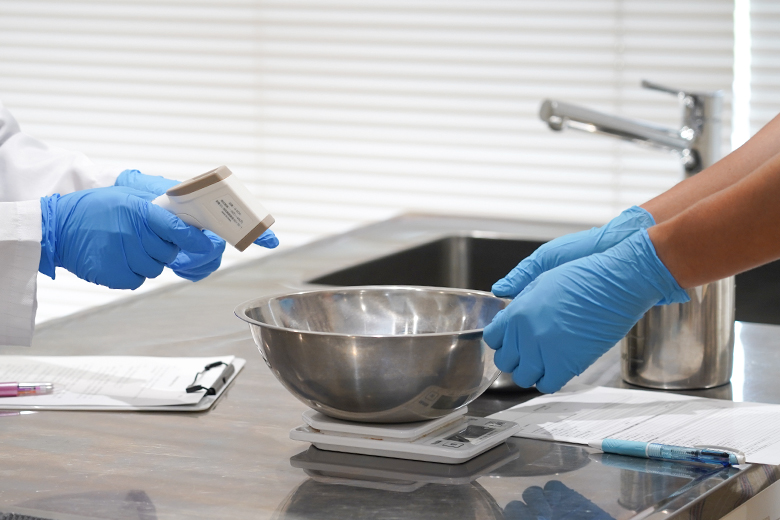 温度チェックの様子