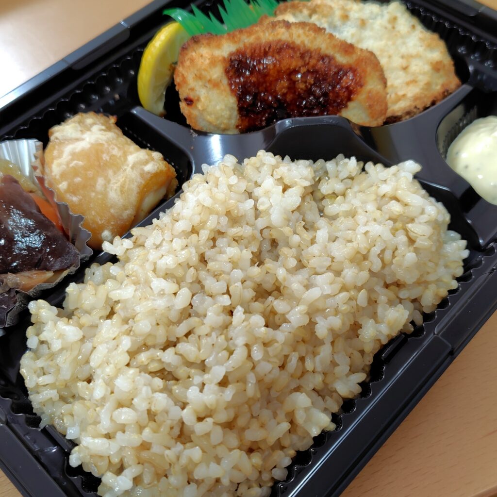 灰干し家（せいせん）のお弁当