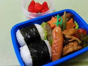 梅干しおにぎり弁当