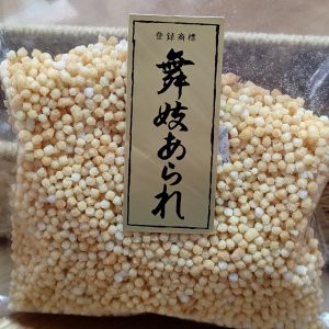 舞妓あられ